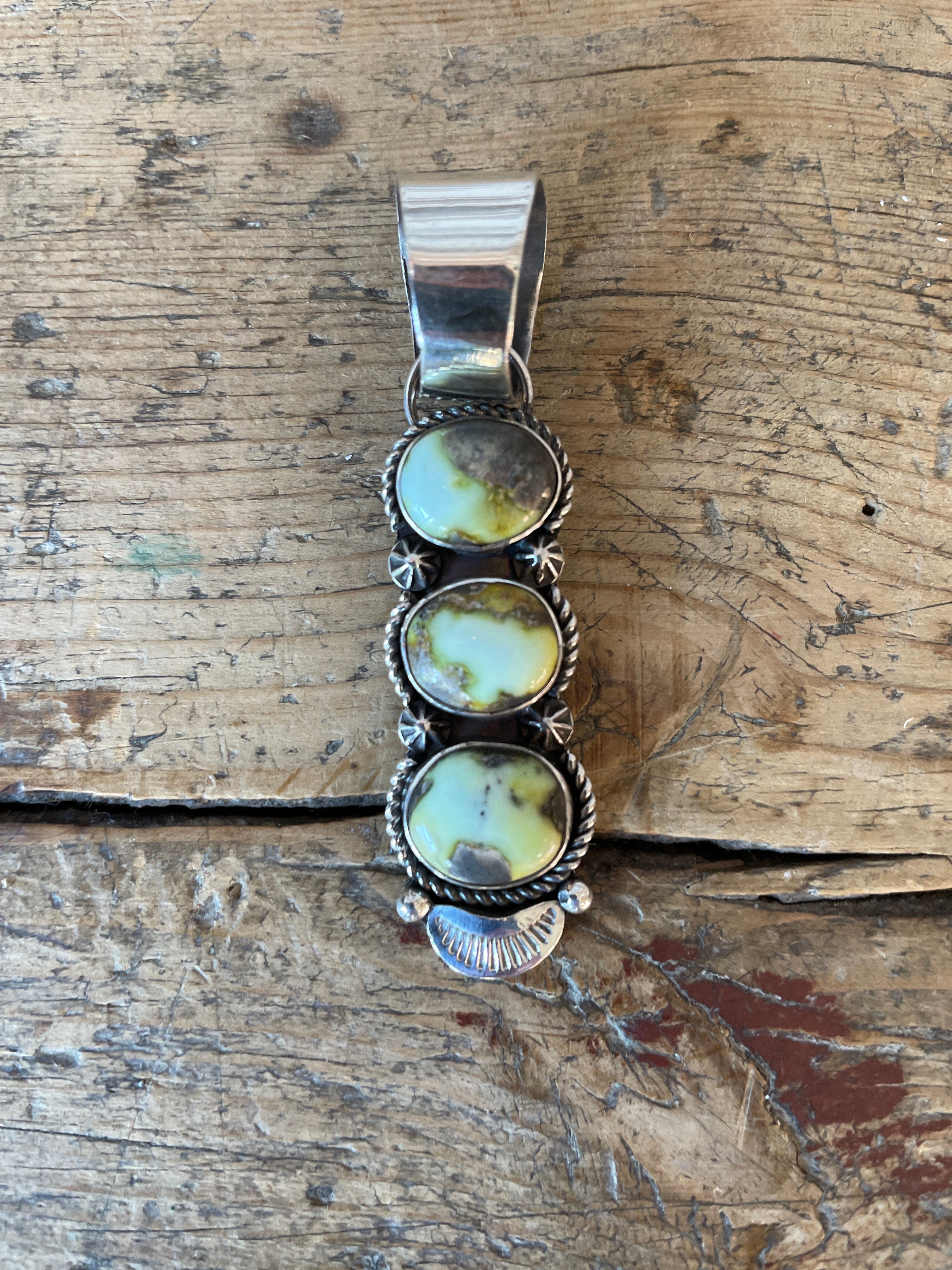 The Zaylee Pendant – 1806 & Co.