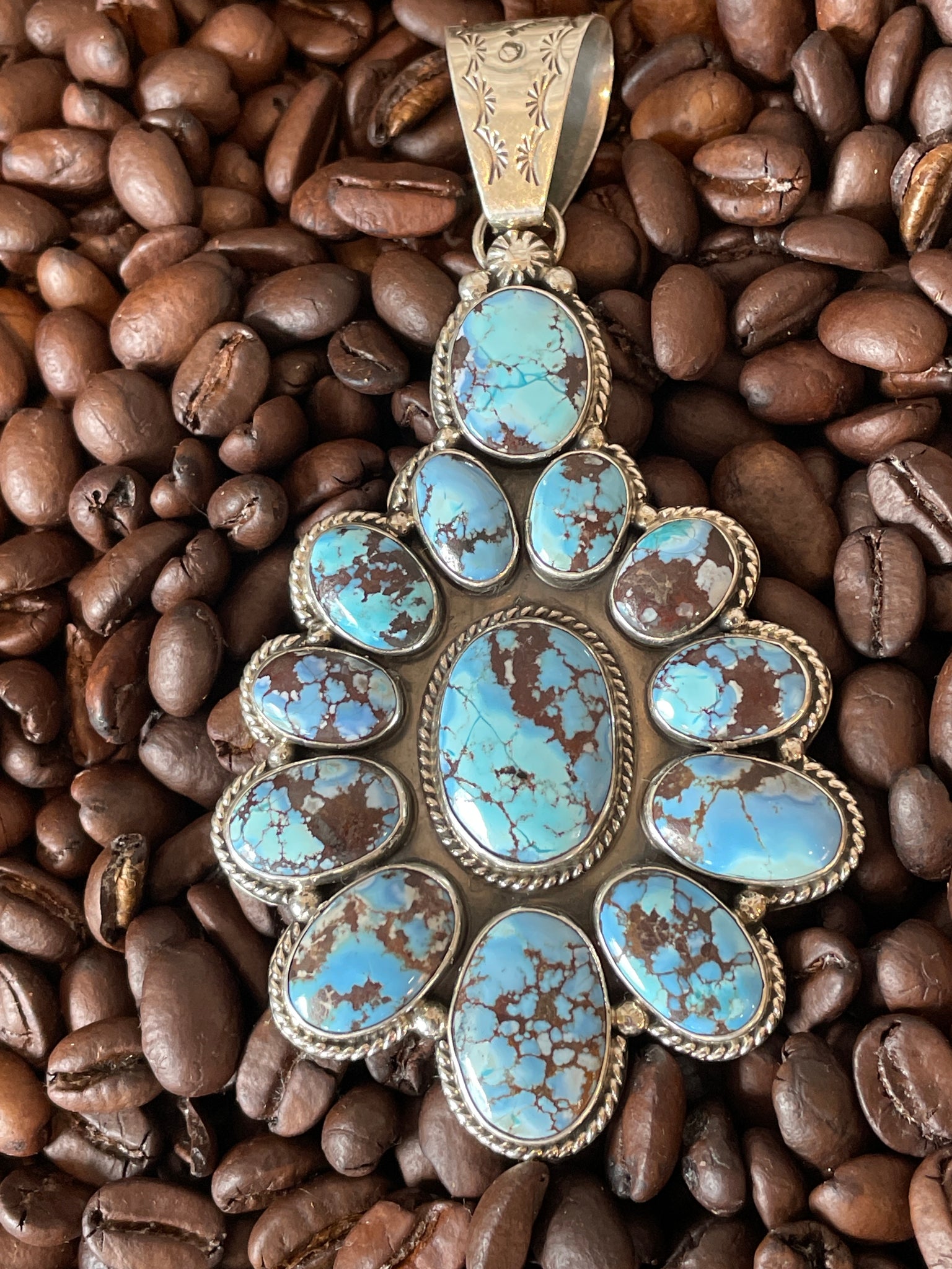 The Kamiyah Pendant
