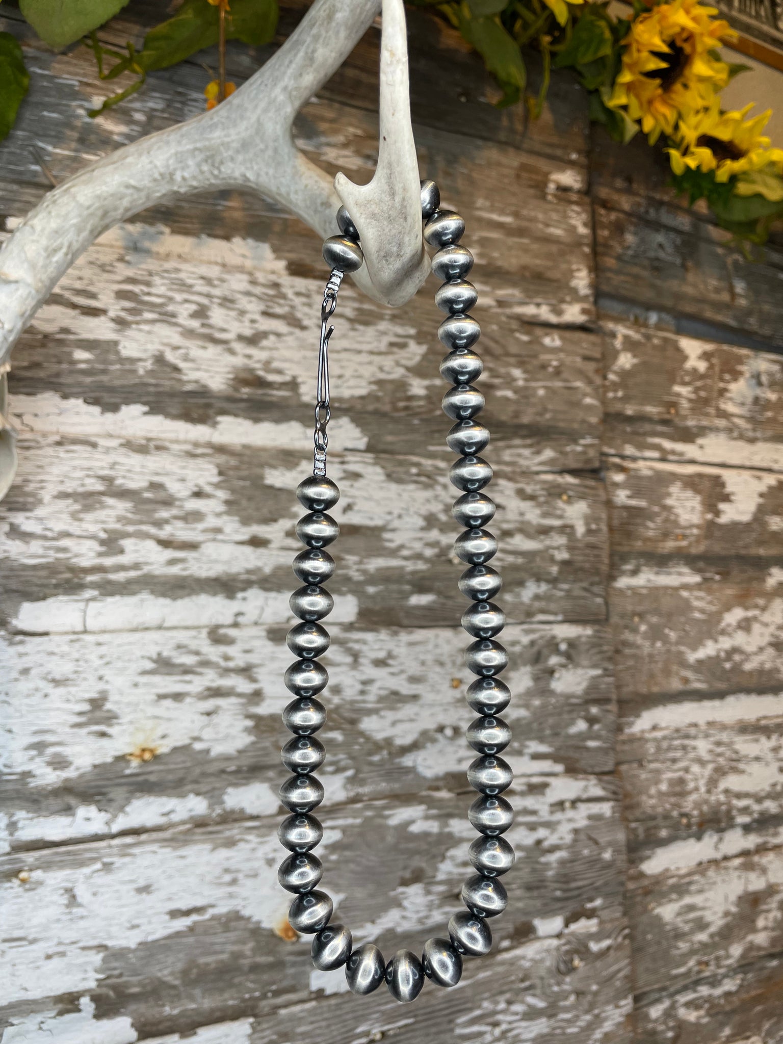 The Kora Navajo Pearls – 1806 & Co. The Kora Navajo Pearls – 1806 & Co.