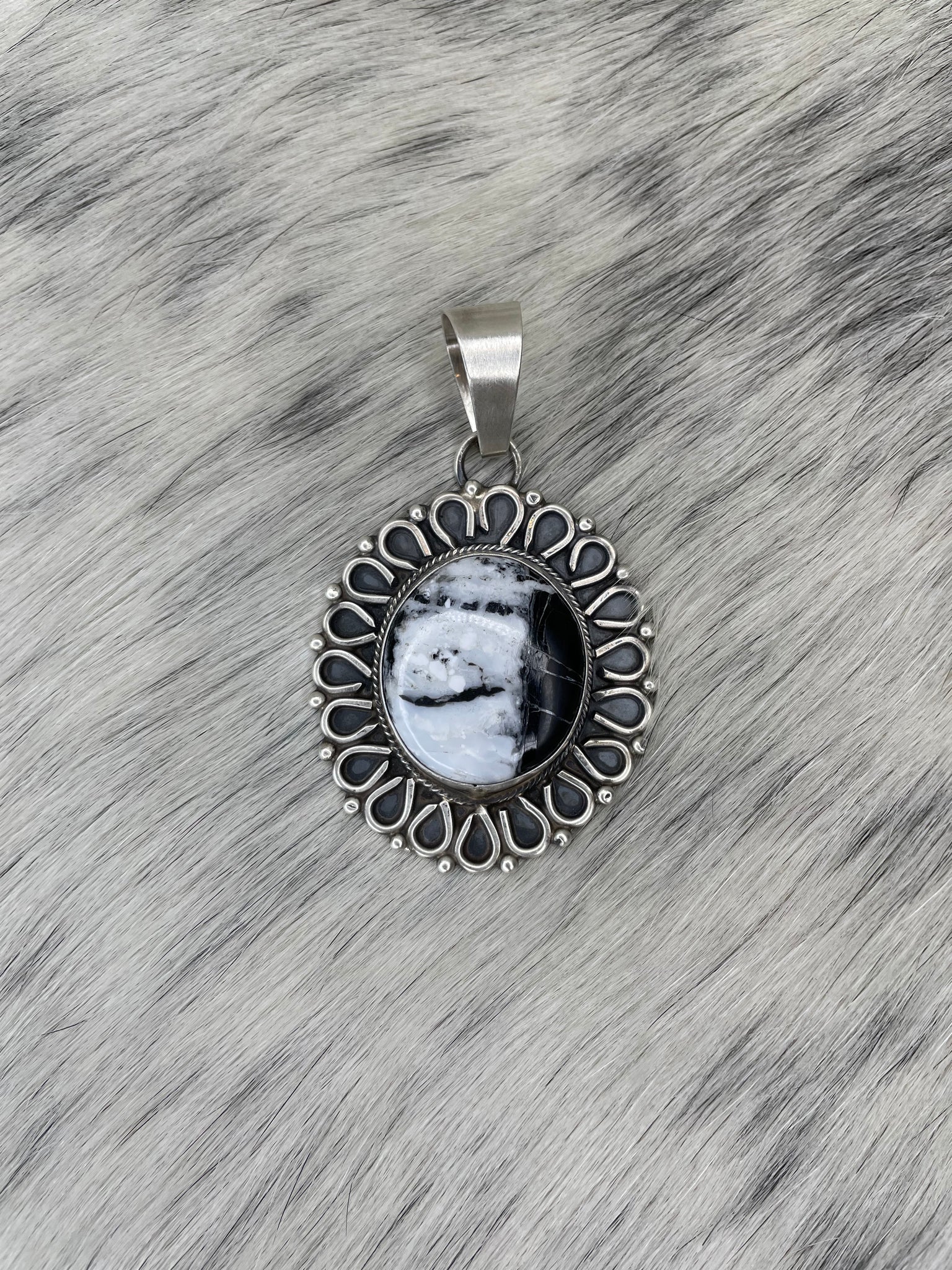 The Angie Pendant